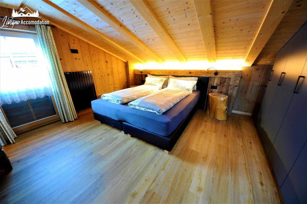 Mountain Chalet Scoiattolo By Livigno Accomodation Exterior photo